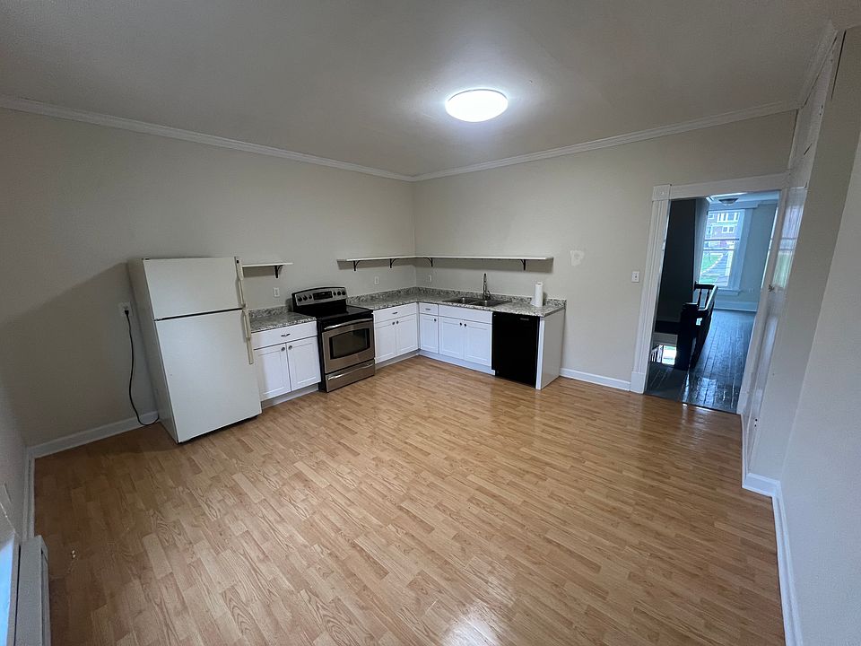 1st image of 329 Hawthorne Ave #B