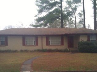 1008 Reen Dr, Lufkin, TX 75904