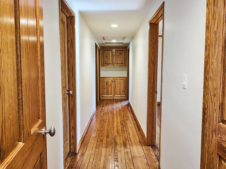 4720 Hayman Ave — Photo 34