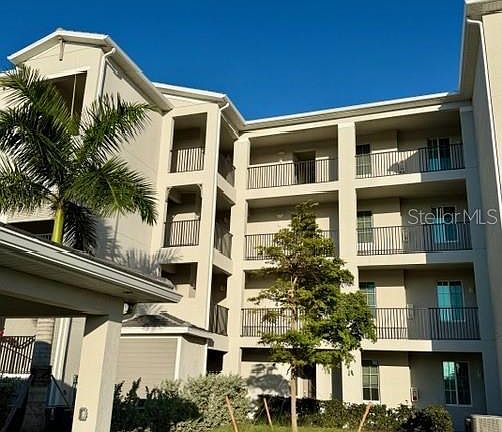 5th image of 12140 Wellen Golf St #402