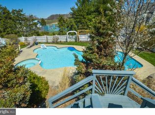 78 Bittersweet Dr, Doylestown, PA 18901