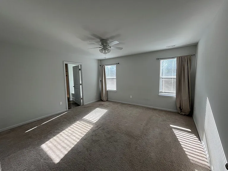 751 Stradleigh Ct — Photo 17