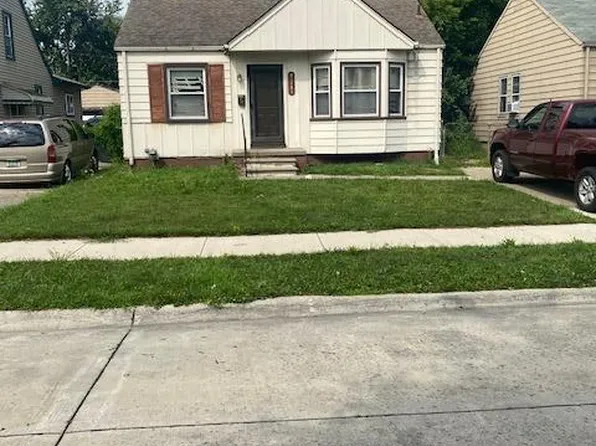 21751 Normandy Ave, Eastpointe, MI 48021