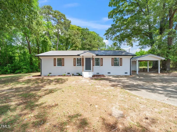 8731 Raleigh Rd, Benson, NC 27504