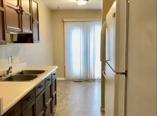 5720 49a St #5718, Vegreville, AB T9C1H6