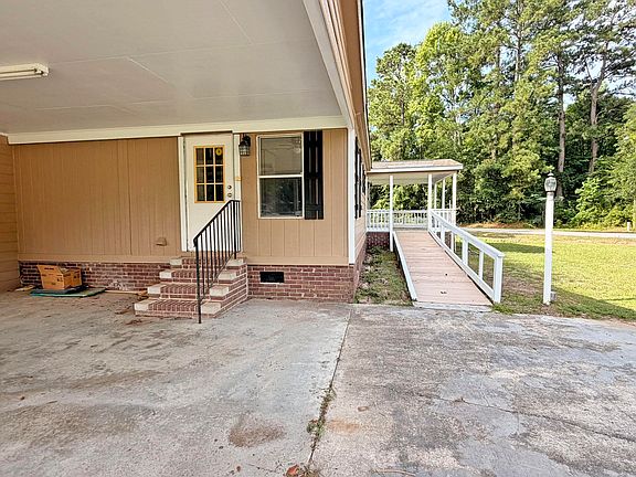 4th image of 2262 Bob White Dr