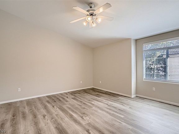 4th image of 1120 Nevada Sky St