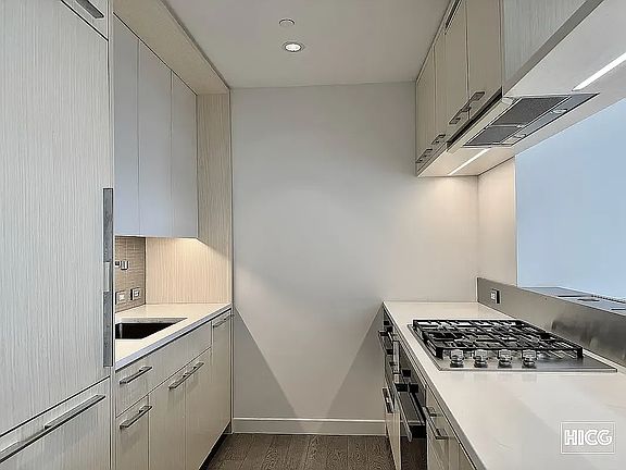 3rd image of 252 South St #62K