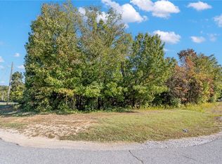 6 Prescott Rd, Bella Vista, AR 72715