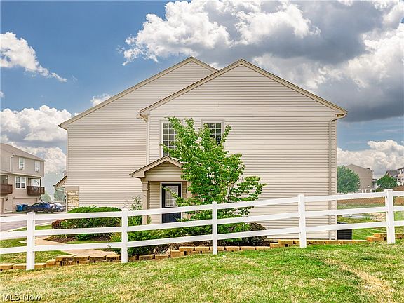2nd image of 997 Croghan Way