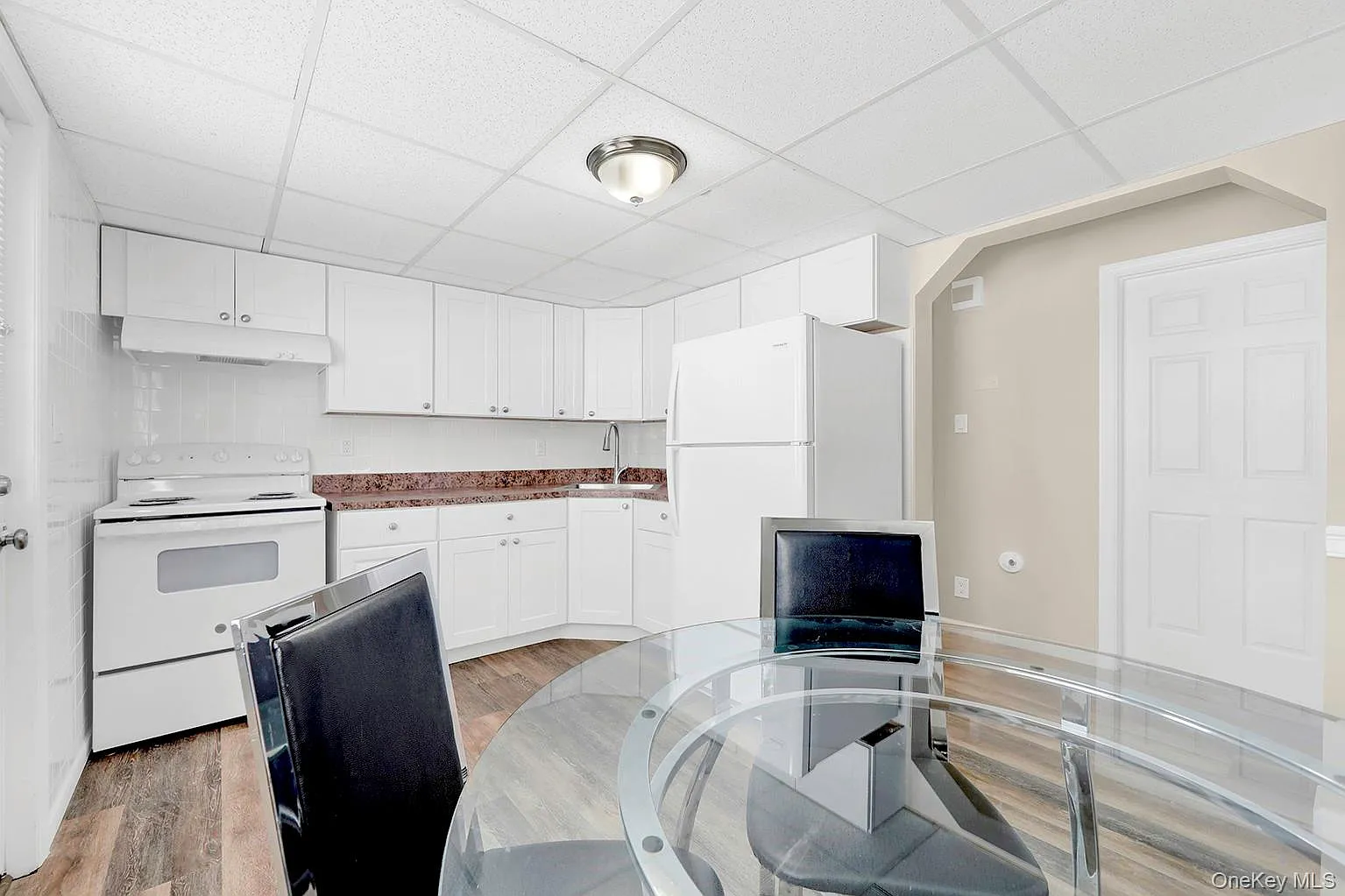 2 bed, 1.0 bath, 800 sqft, $2,800 — Photo 4