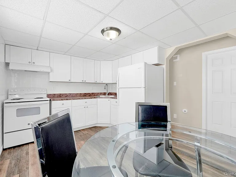 2129 Julia Goldbach Ave — Photo 4