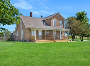 24272 E 2100 North Rd, Lexington, IL 61753