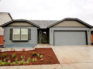 3660 Phantom Way, Eugene, OR 97402