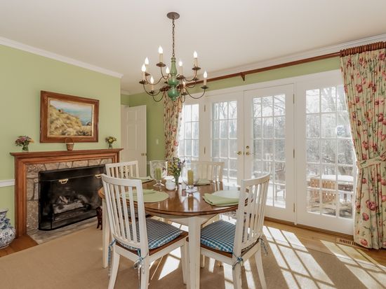 2 Ox Ridge Ln, Darien, CT 06820 | Zillow