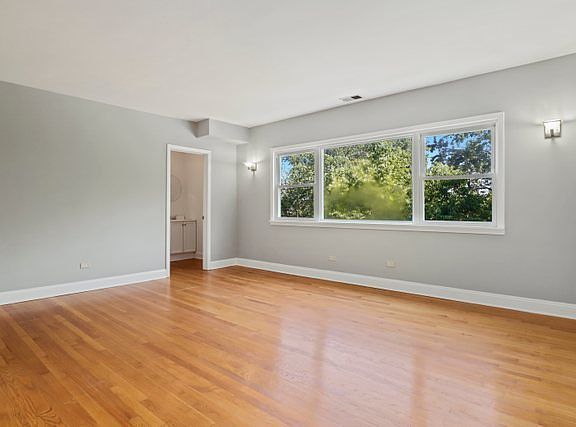 4th image of 4633 Madison St APT 303