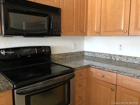 3rd image of 5000 NW 79th Ave APT 201