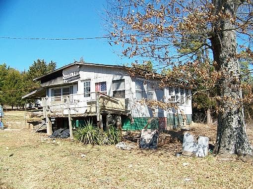 3rd image of 80 Hunts Hollow Ln