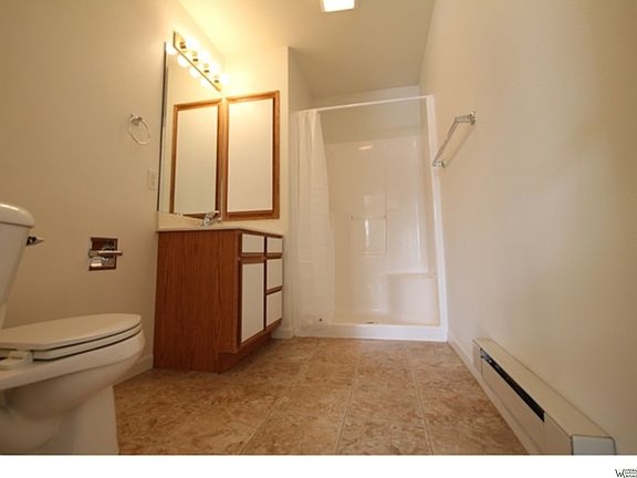 4th image of 1502 38th St W Unit 13