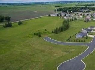 Soeffker Cir, Arlington, MN 55307