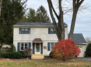 286 Vley Rd, Glenville, NY 12302