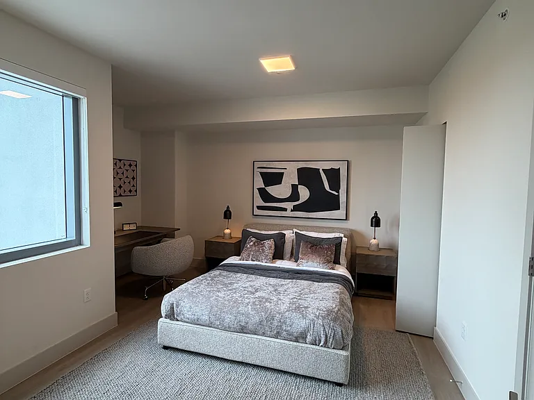 1627 Van Buren St #B — Photo 7