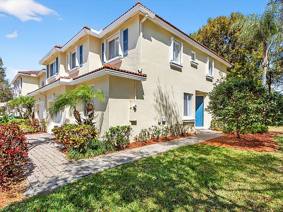 2nd image of 3092 N Evergreen Circle E #3092