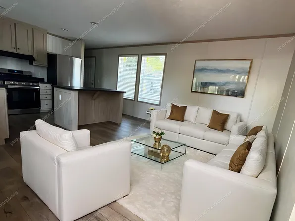 7216 Leaf Cir #123, Mount Morris, MI 48458
