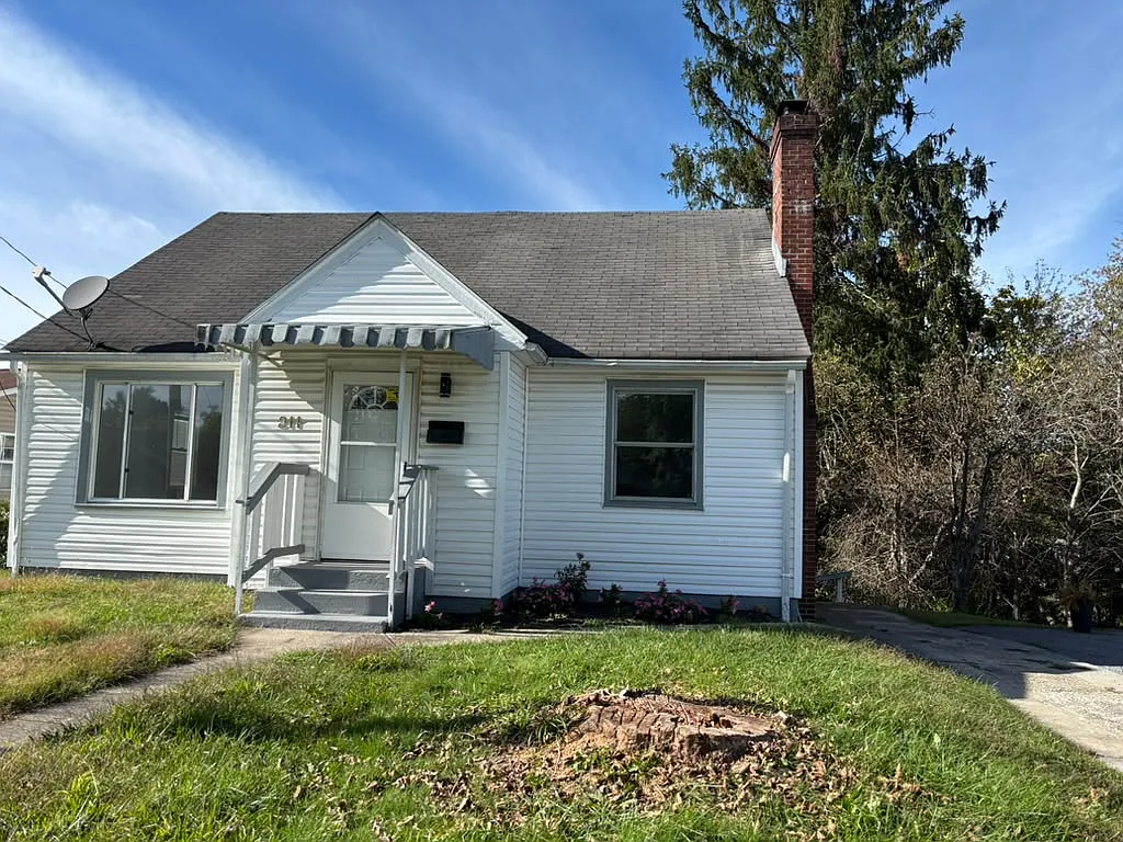 4 bed, 1384 sqft, $1,350 — Photo 2
