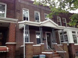 7152 68th St, Ridgewood, NY 11385