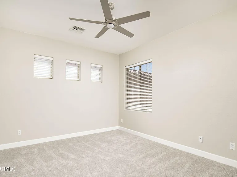 9818 E Edgestone Dr — Photo 19
