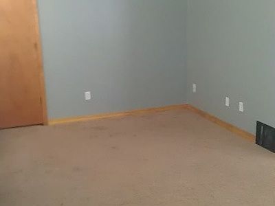 4th image of 4940 Bellefontaine Ave
