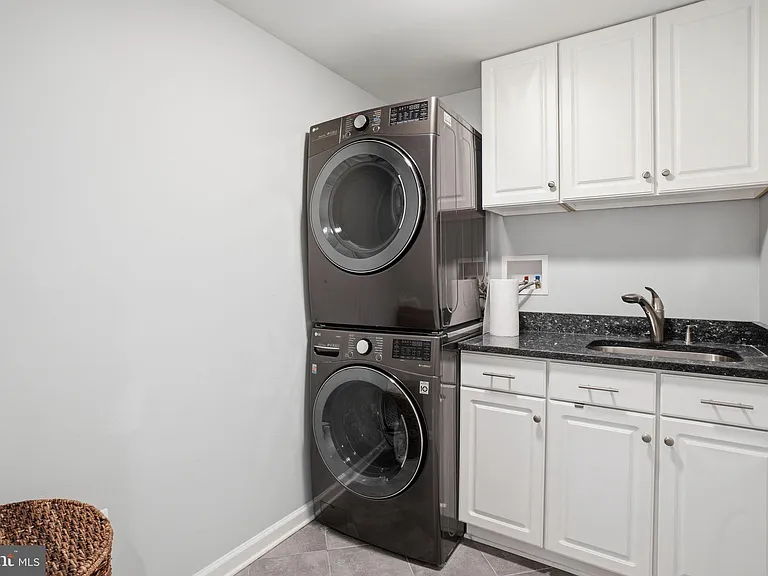 2528 S Walter Reed Dr #5 — Photo 21