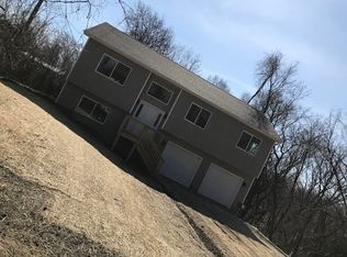 21281 W Honey Ln, Lake Villa, IL 60046