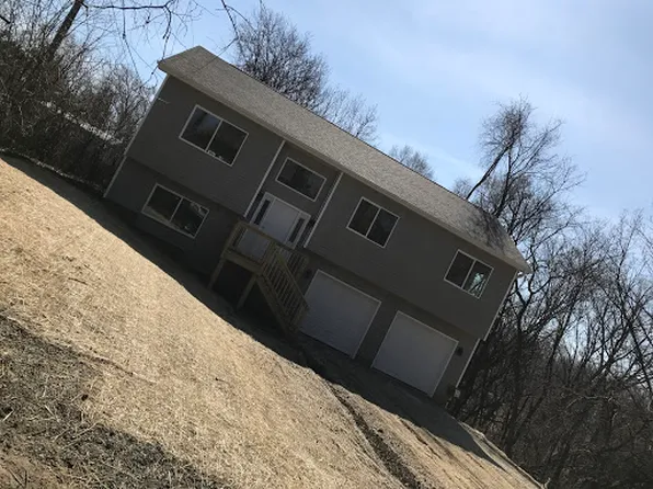 21281 W Honey Ln, Lake Villa, IL 60046