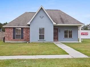 34034 Hawks Cv, Denham Springs, LA 70706