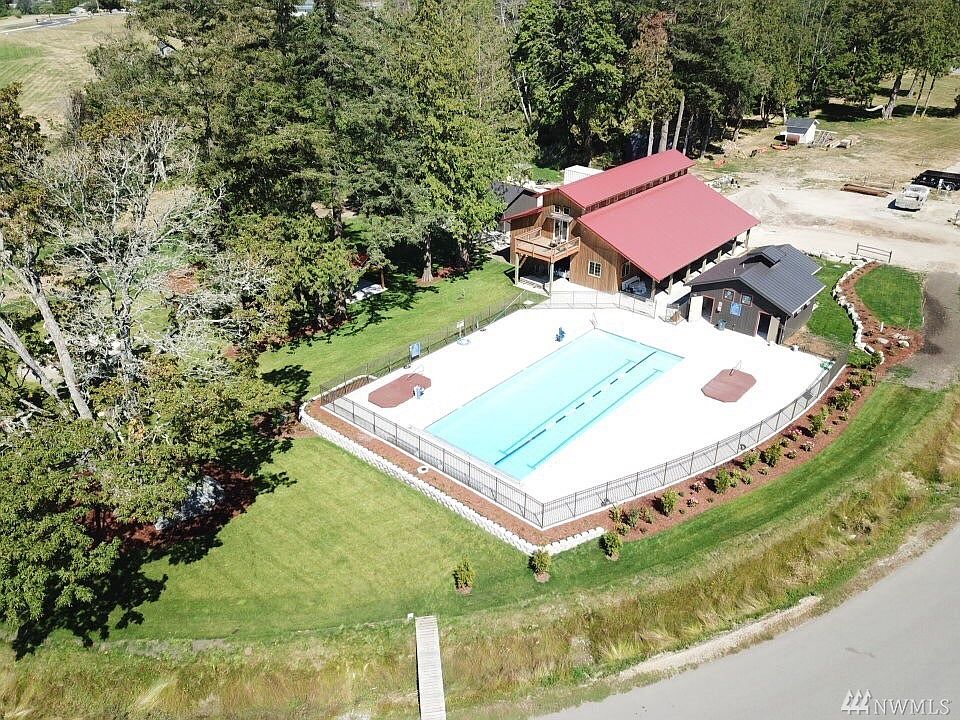 2nd image of 2222 Seabright Loop