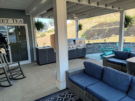 2nd image of 115 Dunroyal Rd