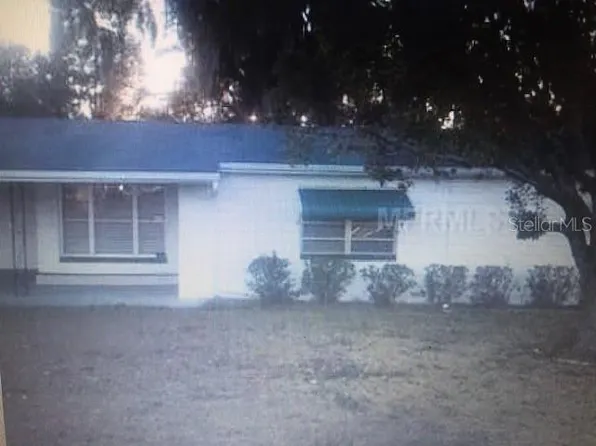 5441 6th St, Zephyrhills, FL 33542