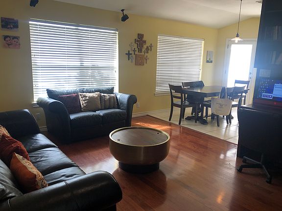 2nd image of 1731 Briarwyck Dr