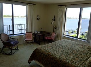 150 Bradley Pl APT 704, Palm Beach, FL 33480