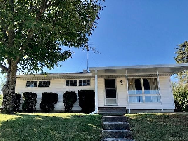 1st image of 256 E Doris Dr