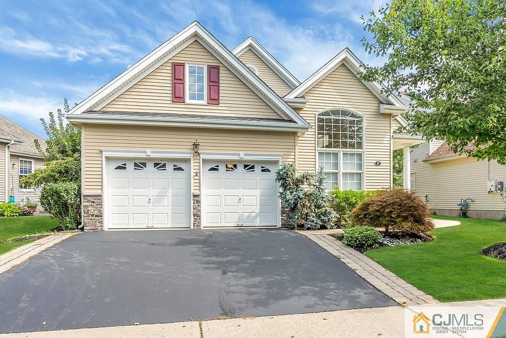 30 Jays Cor, Somerset, NJ 08873 | Zillow