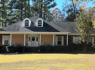 420 Woods Gate Ln, Thomasville, GA 31792