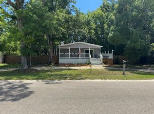 164 McGlon Dr, Wewahitchka, FL 32465