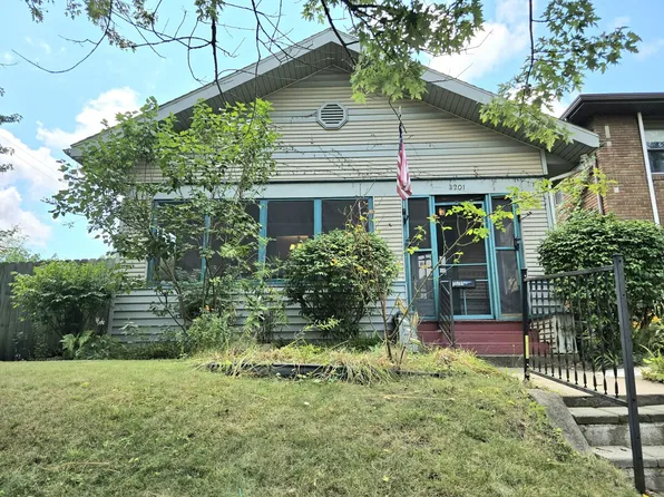 1201 Woodward Ave, South Bend, IN 46616