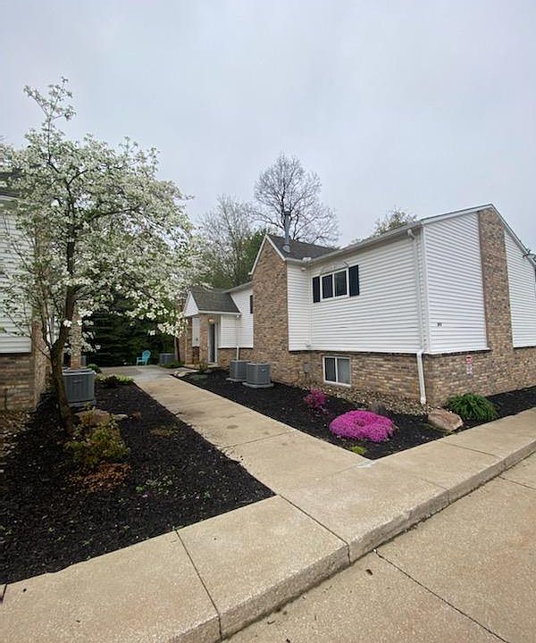 1st image of 445 Graham Rd #12