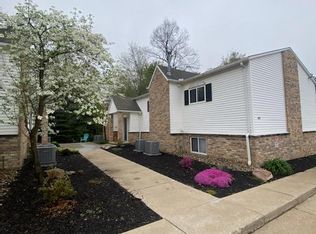 445 Graham Rd #12, Cuyahoga Falls, OH 44223