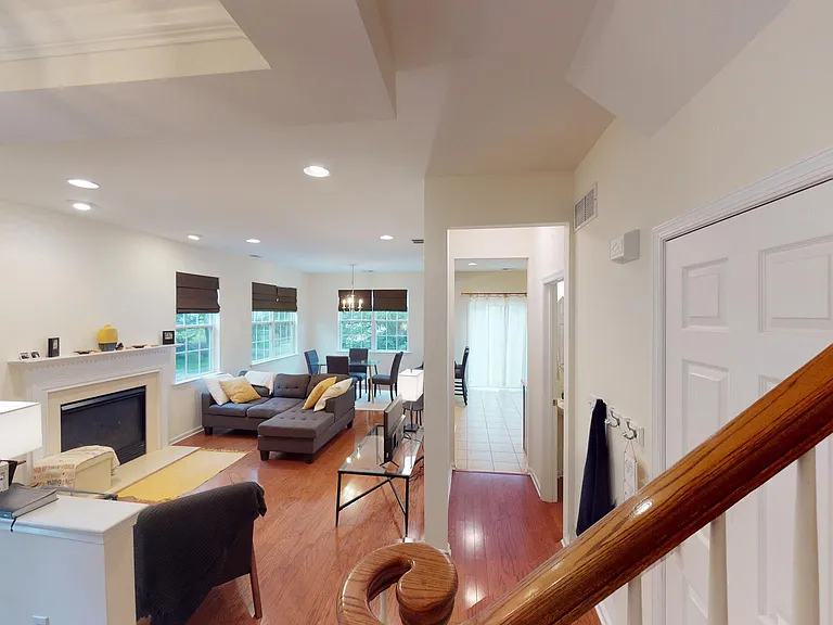 206 Concord Pl — Photo 19