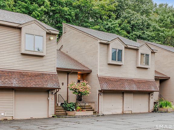 4th image of 489 Wolcott Street #10